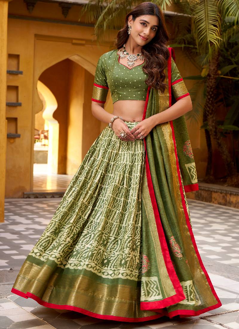 Designer Zari Weaving Dola Silk Batik Print Special Mehndi Lehenga Choli - Image 4