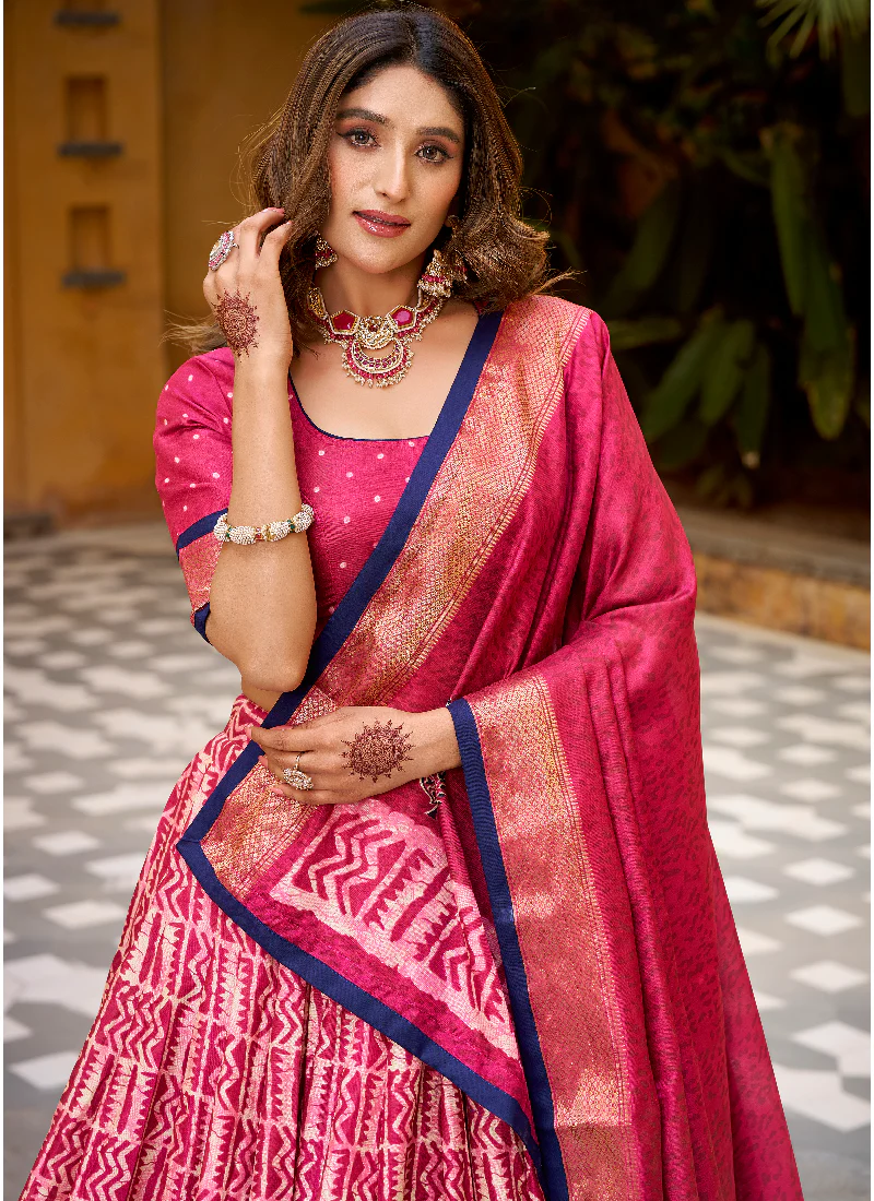 Festive Wear Dola Silk Zari Weaving With Batik Print Pink Lehenga Choli - Image 2
