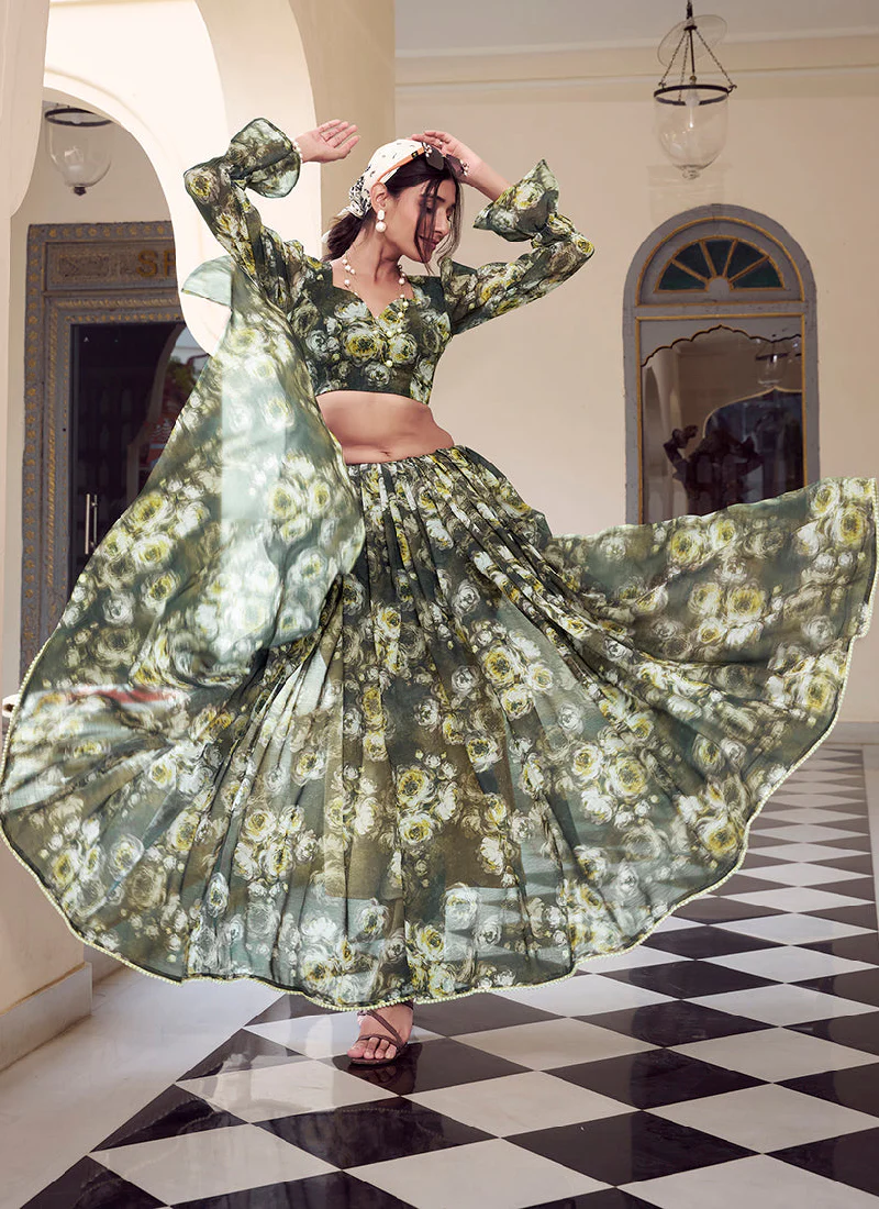 Georgette Floral Printed Green Saree With Blouse For Mehendi Ceremony - Image 4