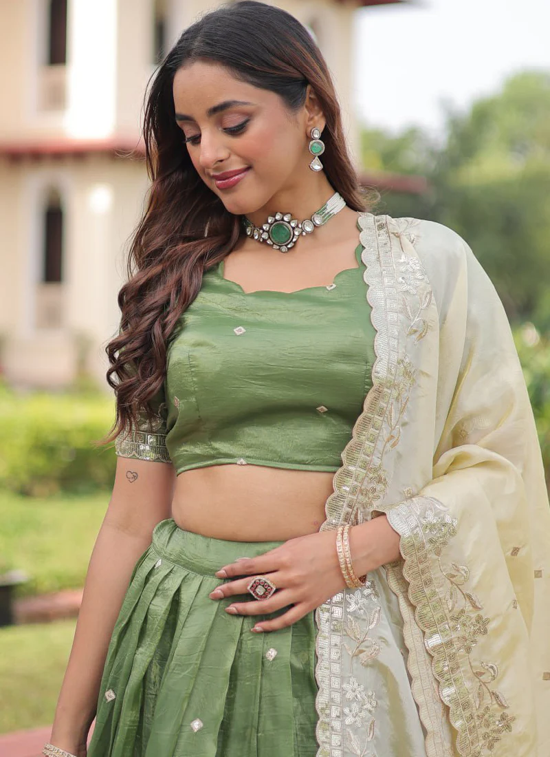 Marvellous Zari Embroidered Gold Crush Green Lehenga Choli For Women - Image 3