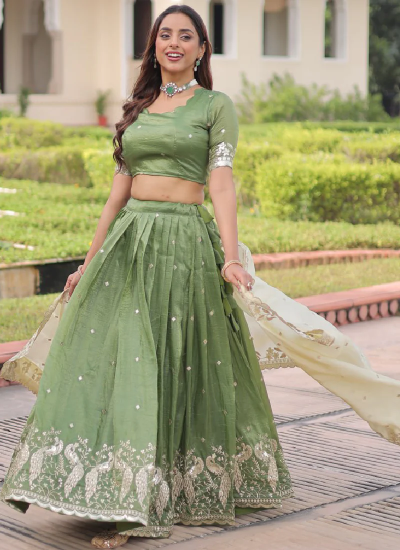 Marvellous Zari Embroidered Gold Crush Green Lehenga Choli For Women - Image 7