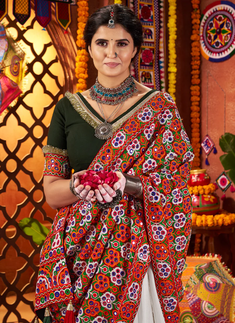 Navratri Wear Gota Patti Border Silk White Chaniya Choli With Dupatta - Image 4