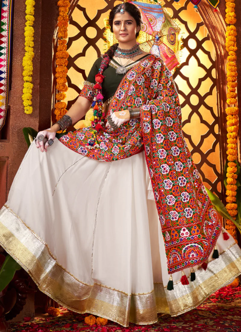 Navratri Wear Gota Patti Border Silk White Chaniya Choli With Dupatta - Image 6