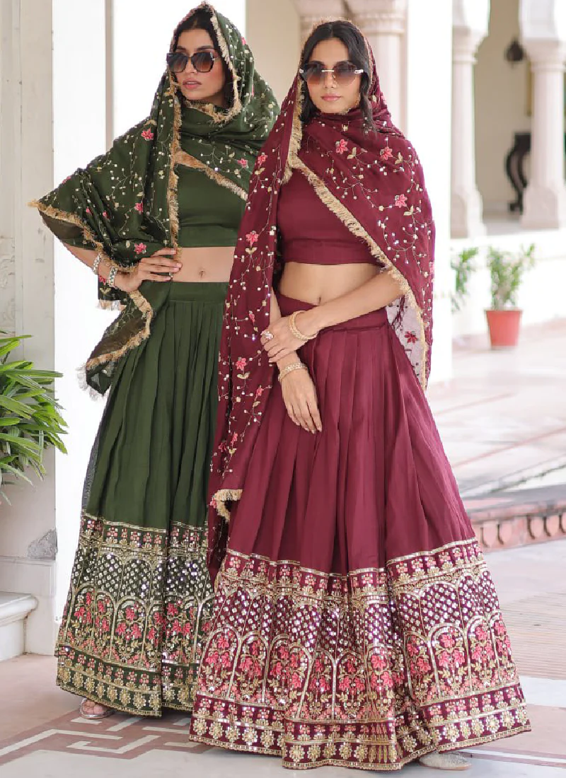 Vichitra Silk Sequence Work Green Lehenga Choli For Mehendi Function - Image 13