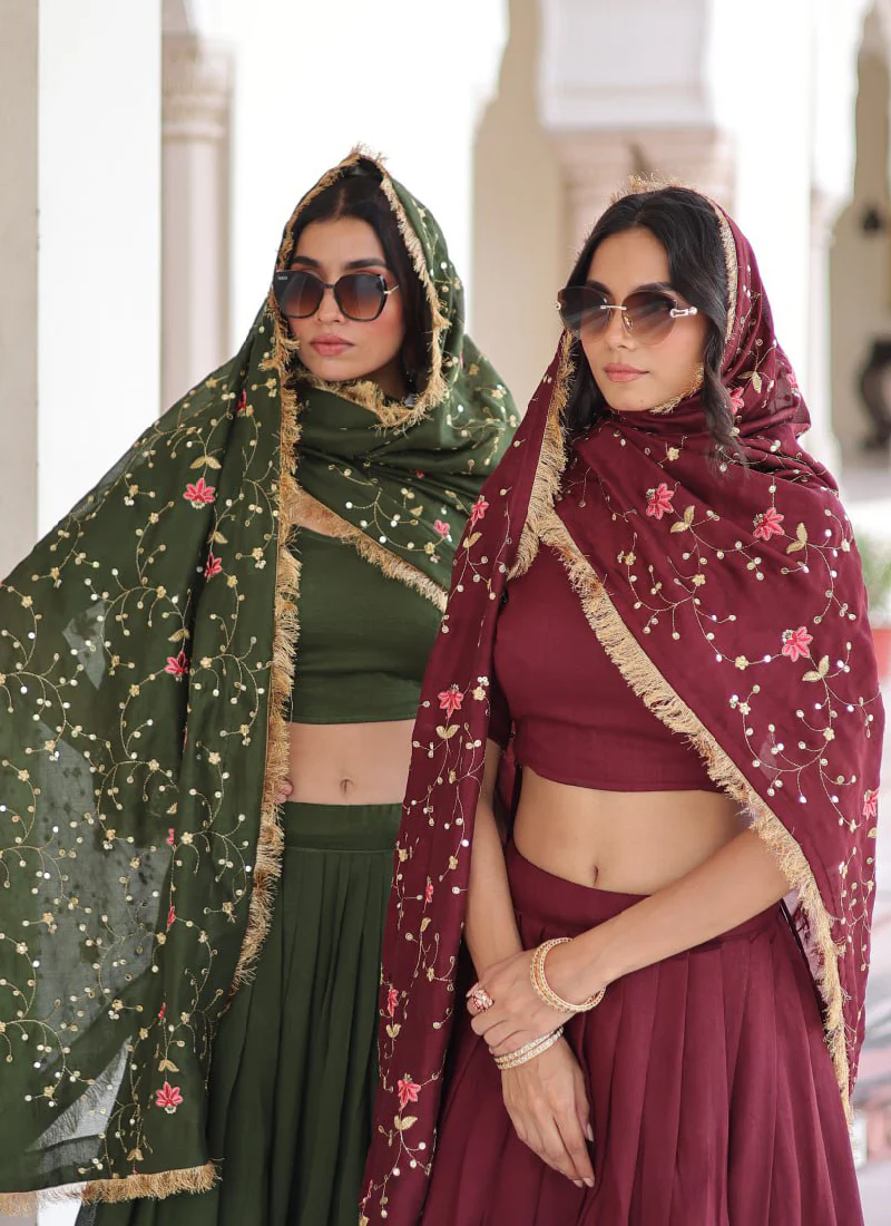 Vichitra Silk Sequence Work Green Lehenga Choli For Mehendi Function - Image 15