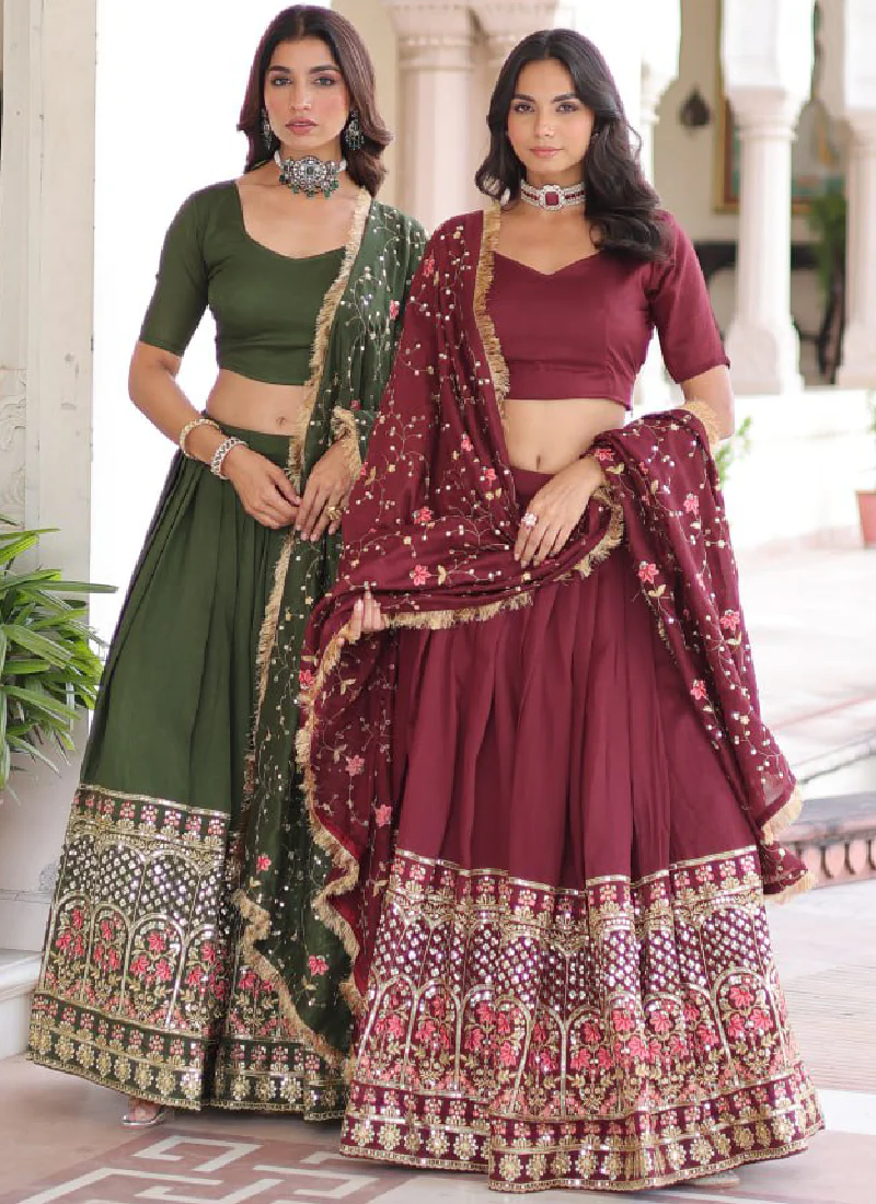 Vichitra Silk Sequence Work Green Lehenga Choli For Mehendi Function - Image 14