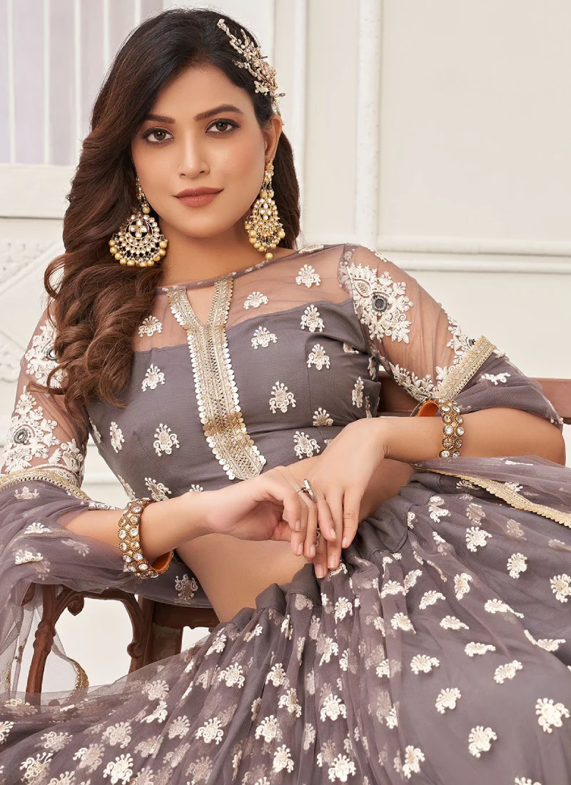 Thrilling Thread Embroidered Grey Lehenga Choli For Reception - Image 4