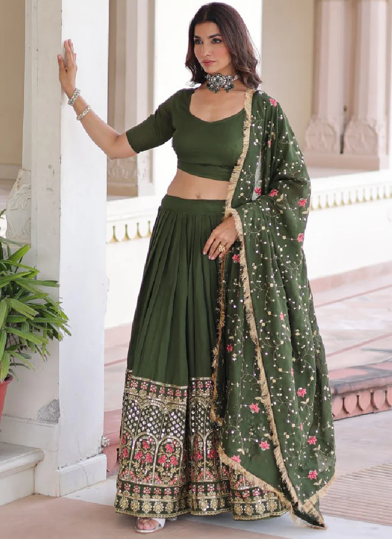 Vichitra Silk Sequence Work Green Lehenga Choli For Mehendi Function - Image 8